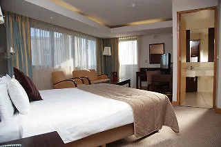 White Sands 3*